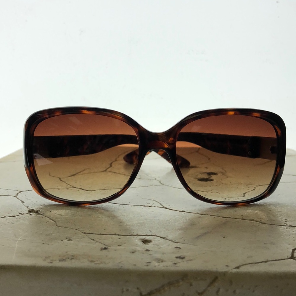 Oleg Cassini Big Round Tortoise Shell Frame And M… - image 2